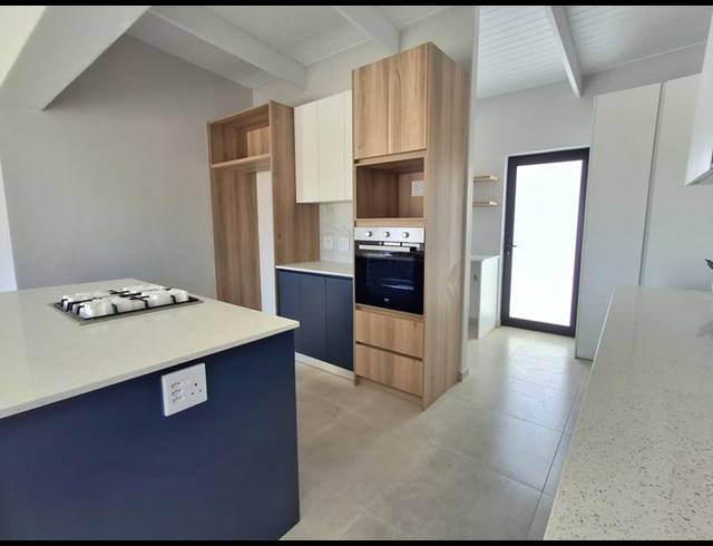 3 BEDROOM HOUSE FOR SALE IN BRITANNIA BAY